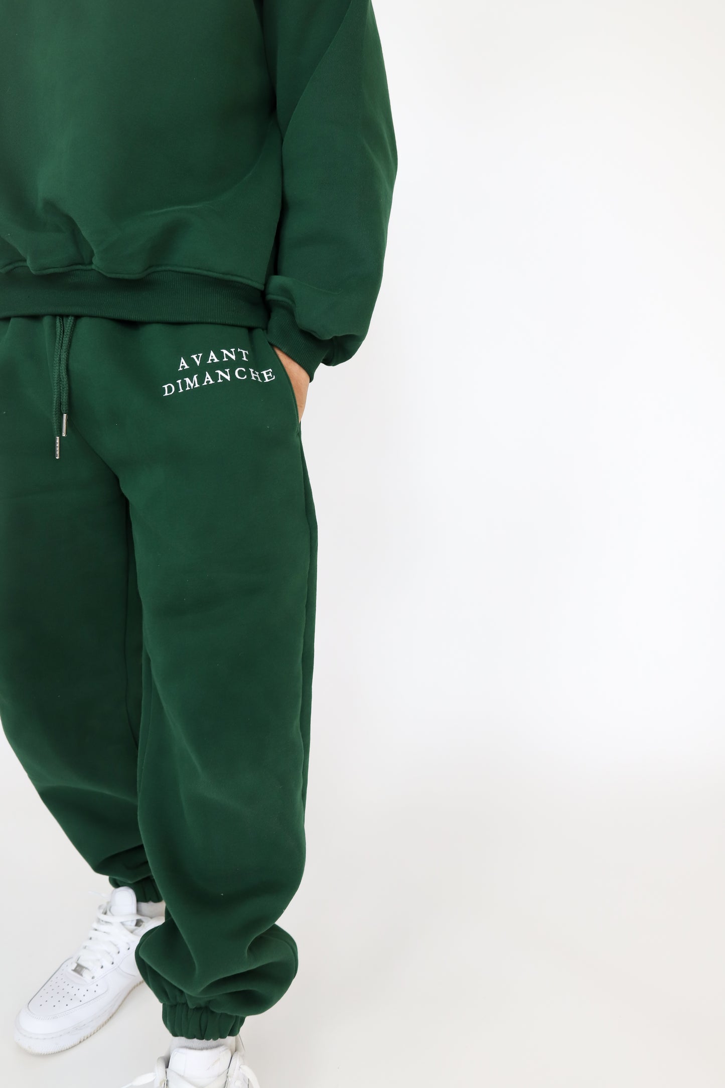 The Essential Sweatpants - Forest Green