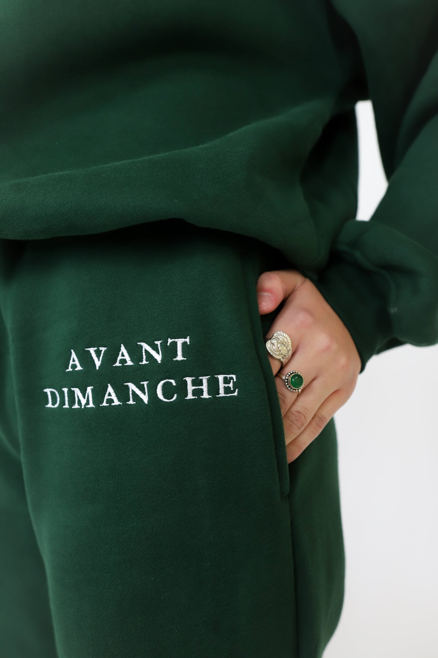 The Essential Sweatpants - Forest Green