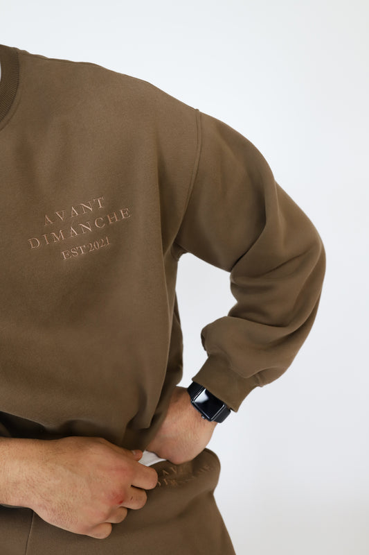 The Essential Crewneck - Chocolate Brown